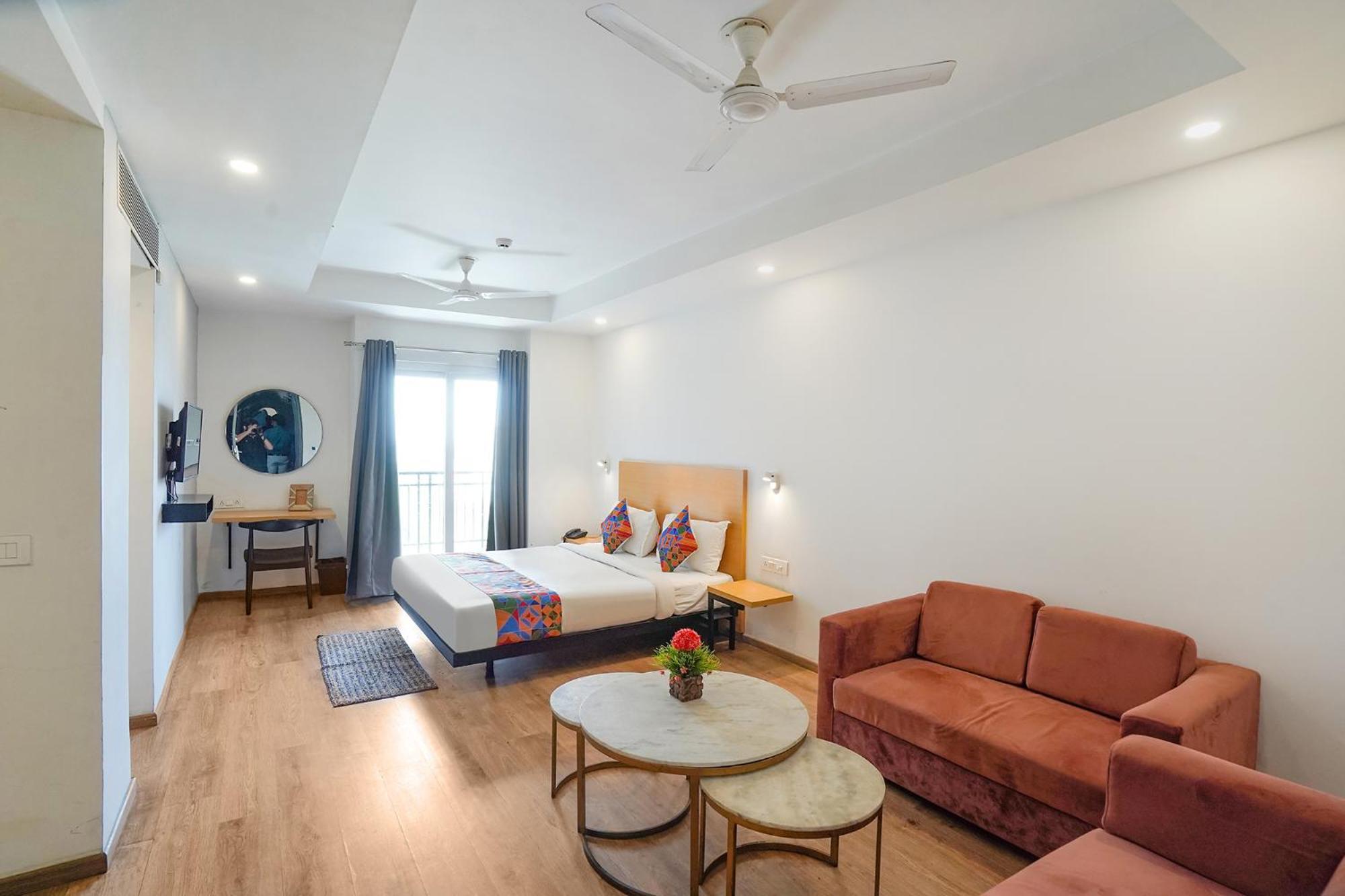 Fabhotel Prime Cloud 9 Ghaziabad Bagian luar foto