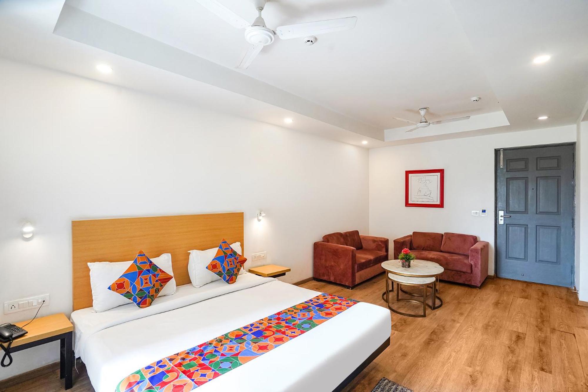 Fabhotel Prime Cloud 9 Ghaziabad Bagian luar foto